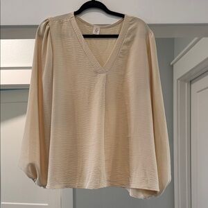 Sew In Love Soft Cream V-Neck Balloon Sleeve Top